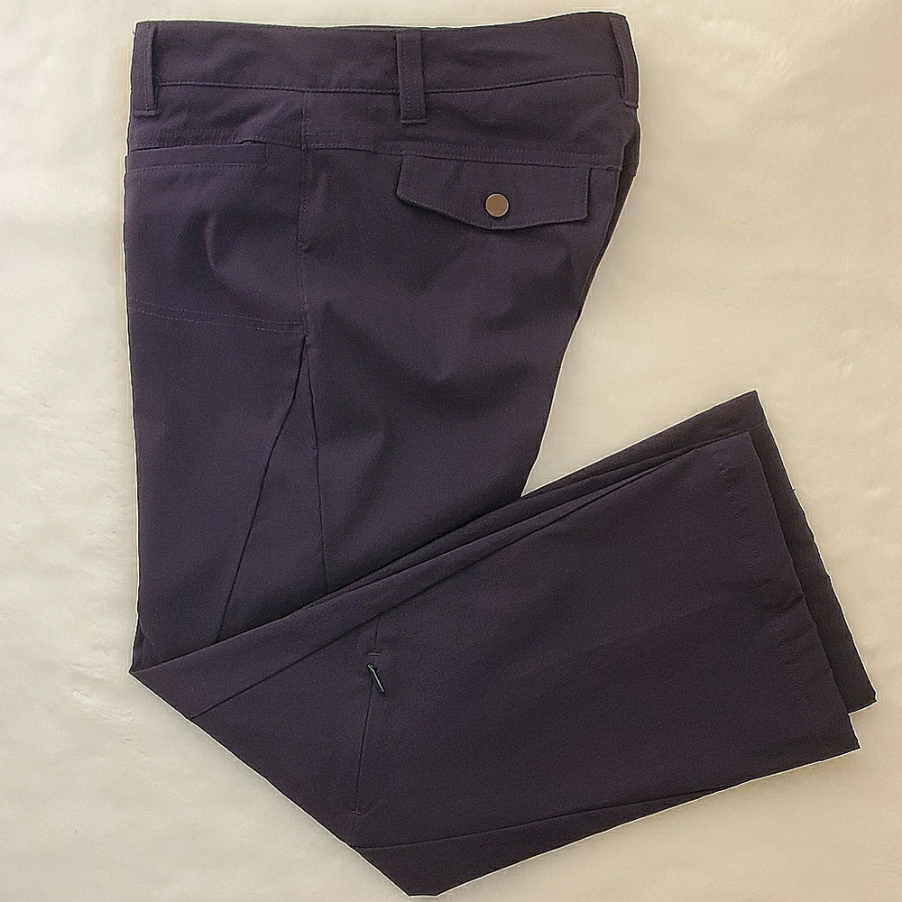 Athleta Cargo Style Pant sz 4